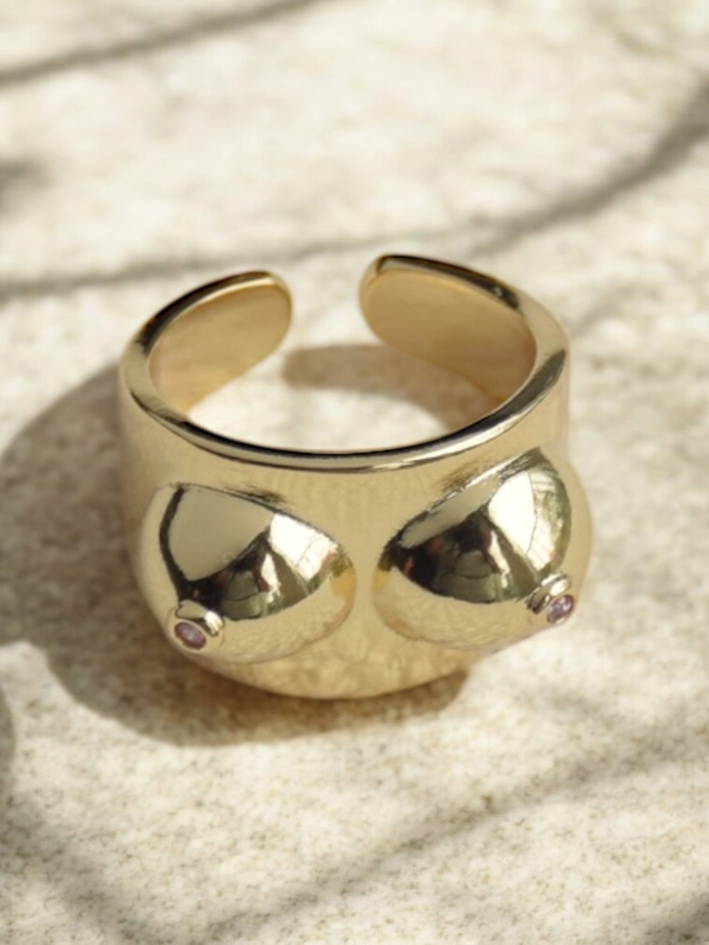 Boobs guld ring