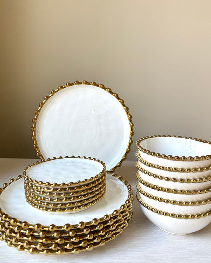 Bubbly Tallriksset - 18 Delar Med Elegant Guldkant
