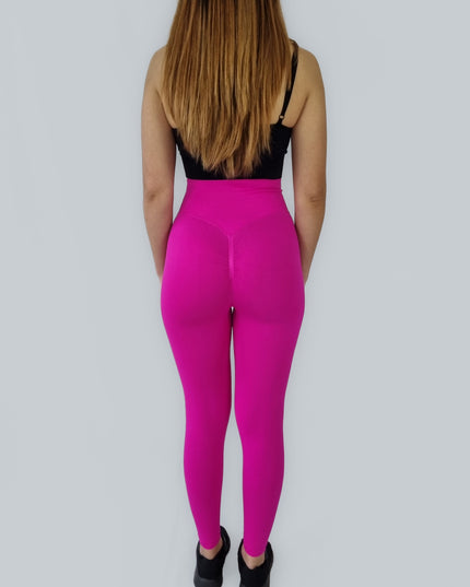 MISS ON BOOTY Träningstights med scrunch