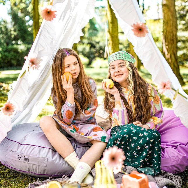 Sittpuff Utomhus, LiLi