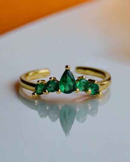 Aria green ring