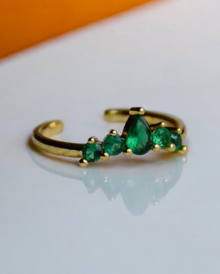 Aria green ring