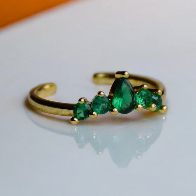 Aria green ring