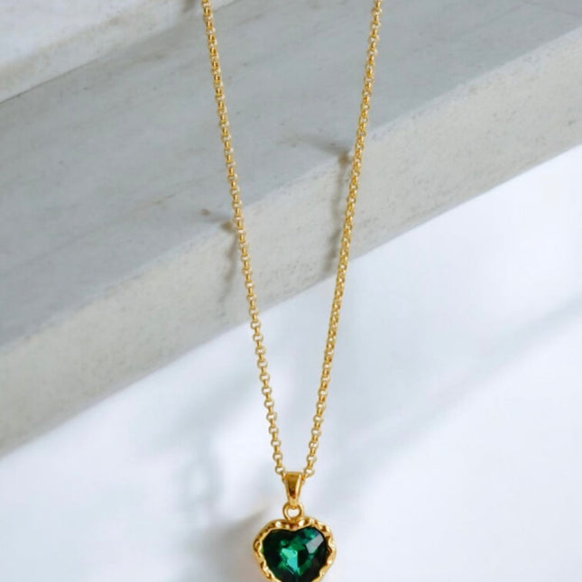 Ariel grönt hjärthalsband