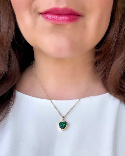 Ariel grönt hjärthalsband