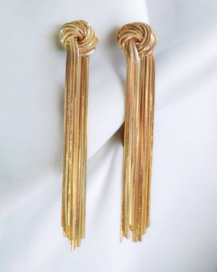 The Victoria earrings gold