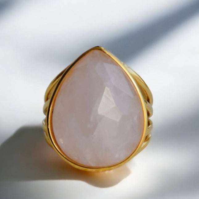Rose quartz beauty ring