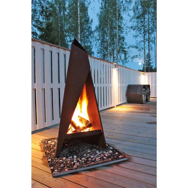 Eldstad Corten - Pyramiden