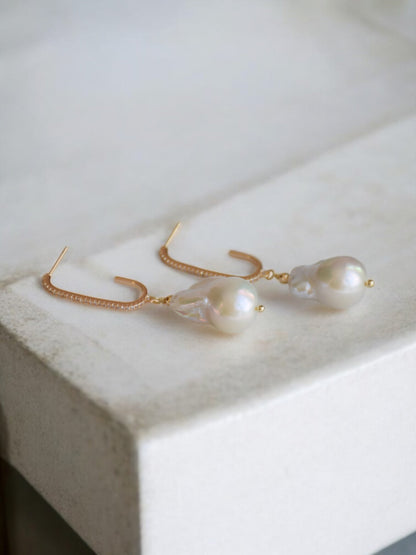 Perfekta barockörhängen