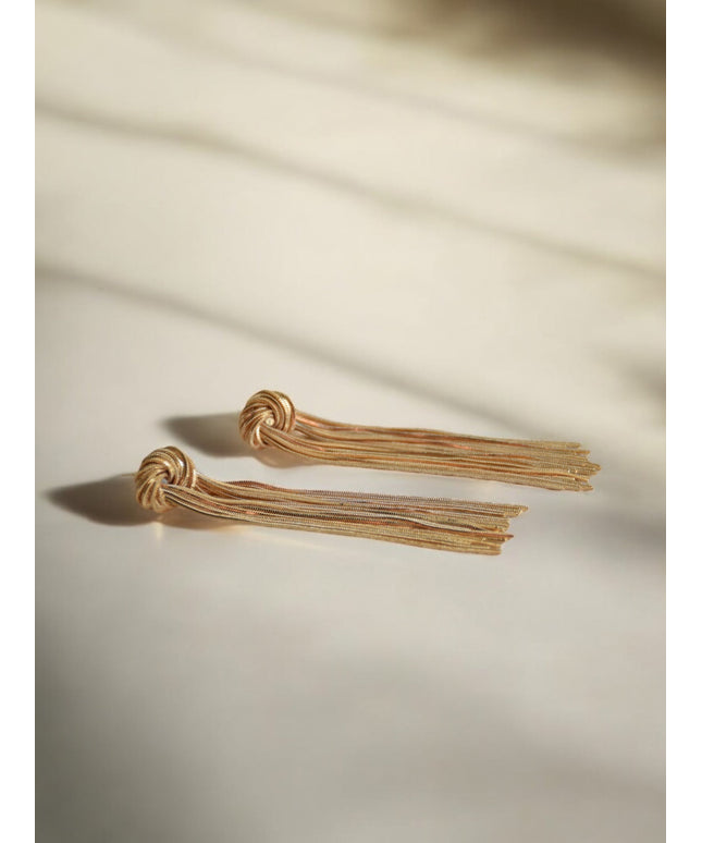 The Victoria earrings gold