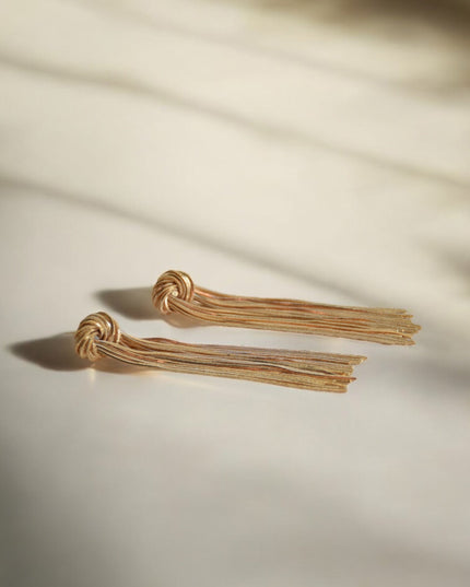 The Victoria earrings gold