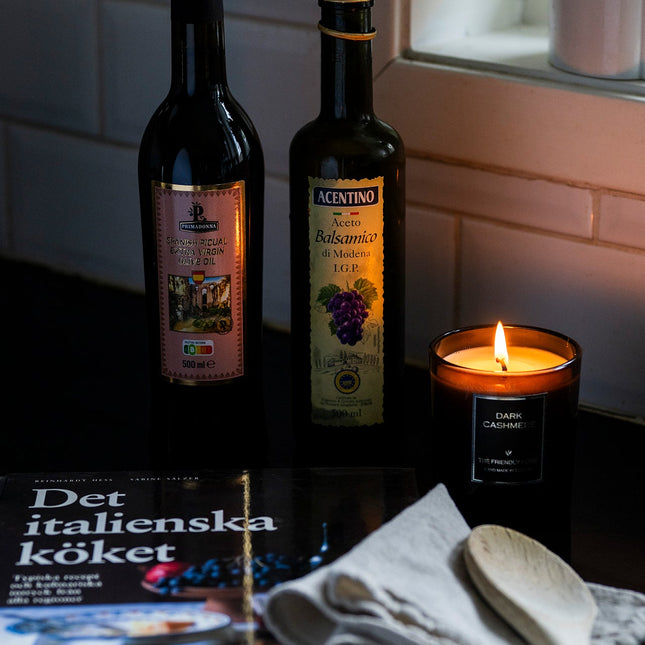 Dark Cashmere, Doftljus, 220 g