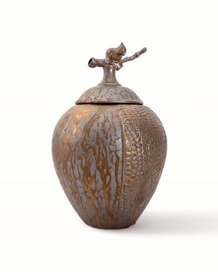 Textured Bronze Urna