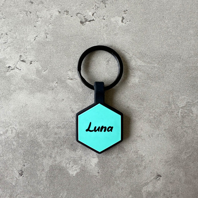 Turkos namnbricka till hund - Typsnitt Tea