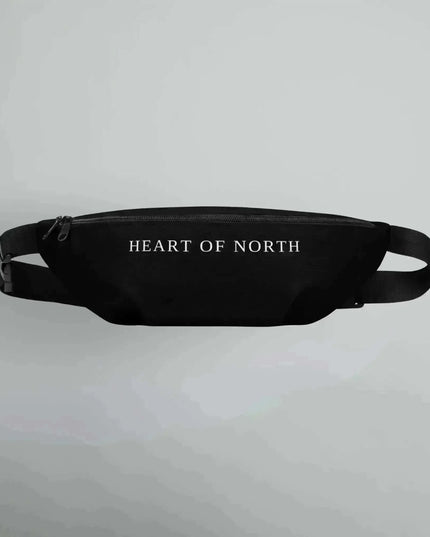 VÄSKA FANNY PACK HEART OF NORTH (SVART)