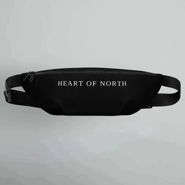 VÄSKA FANNY PACK HEART OF NORTH (SVART)