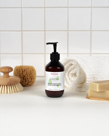 Silk Skin Handkräm, Spices & Sandalwood