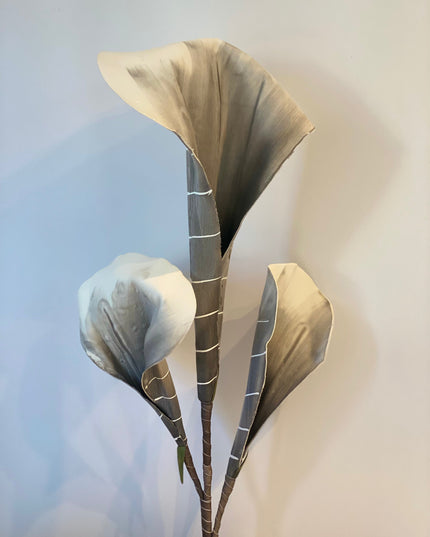 Madeleine Konstgjord Blomma Grå